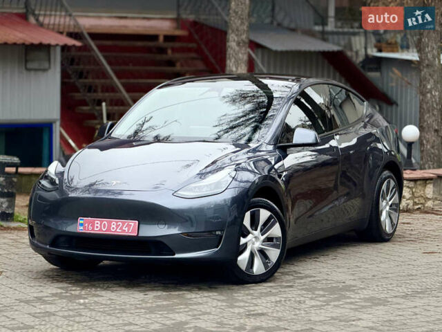 Сірий Тесла Model Y, об'ємом двигуна 0 л та пробігом 35 тис. км за 27999 $, фото 9 на Automoto.ua