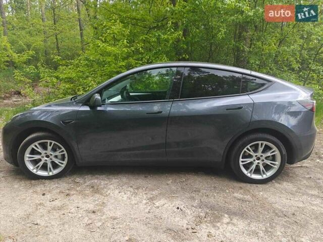 Серый Тесла Model Y, объемом двигателя 0 л и пробегом 17 тыс. км за 28777 $, фото 4 на Automoto.ua