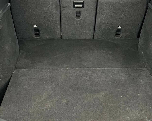 Серый Тесла Model Y, объемом двигателя 0 л и пробегом 20 тыс. км за 25500 $, фото 24 на Automoto.ua