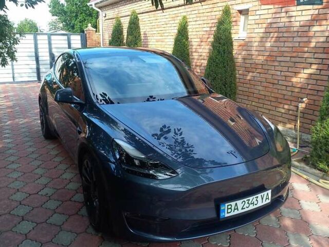 Серый Тесла Model Y, объемом двигателя 0 л и пробегом 62 тыс. км за 31500 $, фото 2 на Automoto.ua