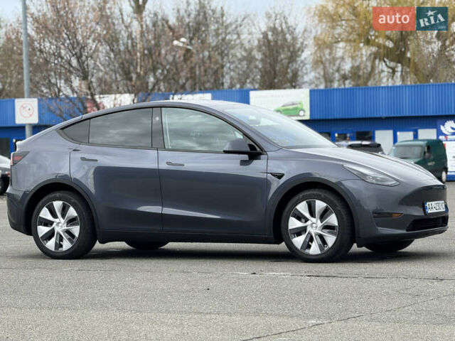 Серый Тесла Model Y, объемом двигателя 0 л и пробегом 10 тыс. км за 27900 $, фото 12 на Automoto.ua