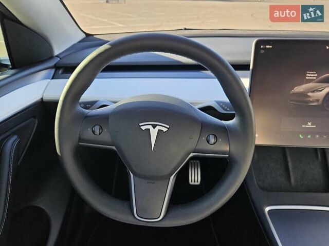 Серый Тесла Model Y, объемом двигателя 0 л и пробегом 29 тыс. км за 27900 $, фото 27 на Automoto.ua