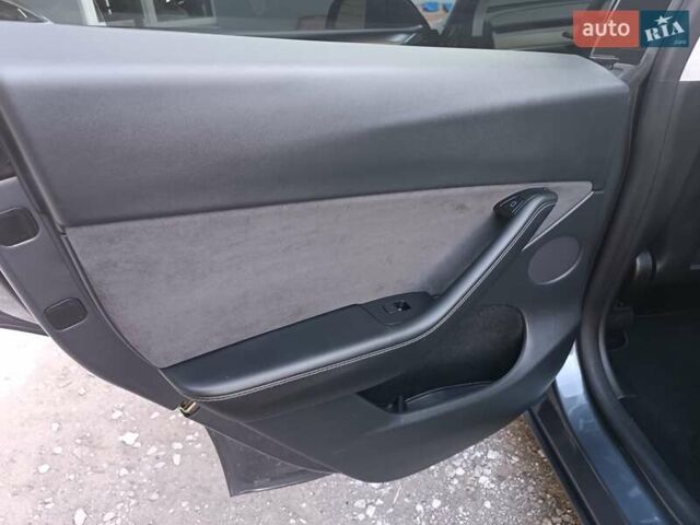 Серый Тесла Model Y, объемом двигателя 0 л и пробегом 43 тыс. км за 33333 $, фото 28 на Automoto.ua