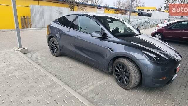 Сірий Тесла Model Y, об'ємом двигуна 0 л та пробігом 52 тис. км за 30000 $, фото 2 на Automoto.ua