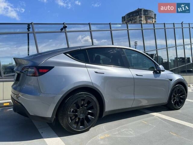 Серый Тесла Model Y, объемом двигателя 0 л и пробегом 11 тыс. км за 48500 $, фото 13 на Automoto.ua