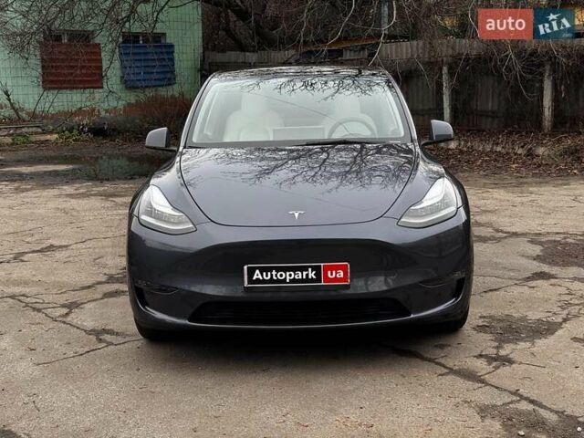 Сірий Тесла Model Y, об'ємом двигуна 0 л та пробігом 22 тис. км за 25990 $, фото 1 на Automoto.ua