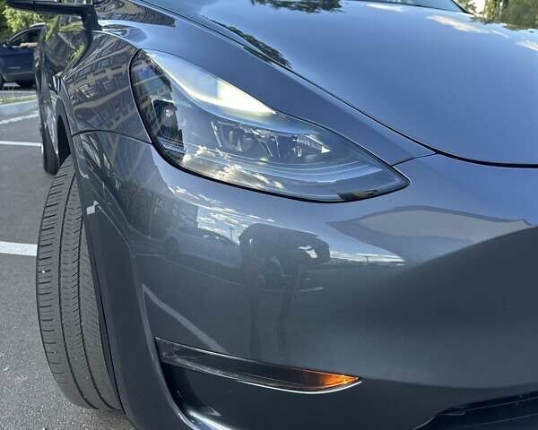 Сірий Тесла Model Y, об'ємом двигуна 0 л та пробігом 28 тис. км за 24400 $, фото 2 на Automoto.ua