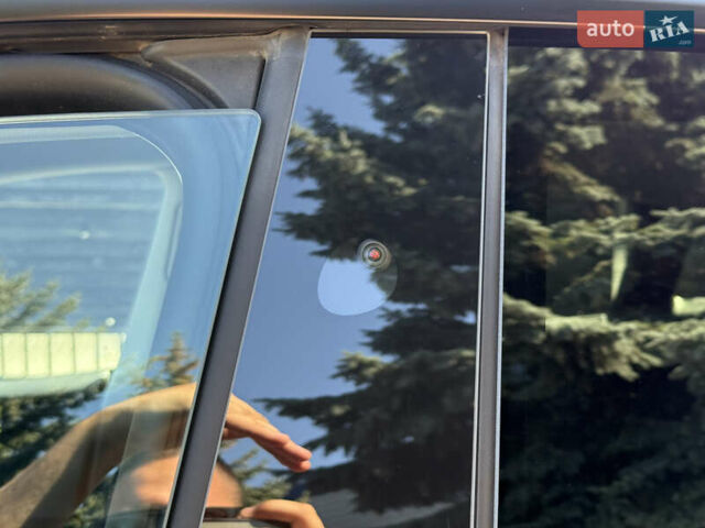 Серый Тесла Model Y, объемом двигателя 0 л и пробегом 46 тыс. км за 27200 $, фото 35 на Automoto.ua