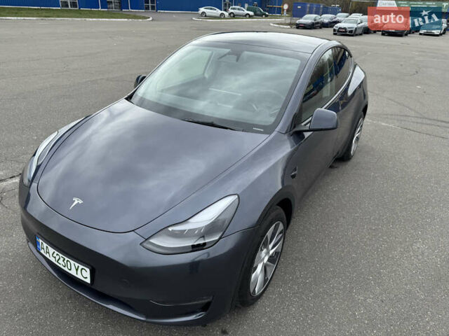 Серый Тесла Model Y, объемом двигателя 0 л и пробегом 10 тыс. км за 27900 $, фото 16 на Automoto.ua