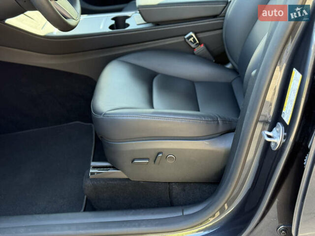 Серый Тесла Model Y, объемом двигателя 0 л и пробегом 46 тыс. км за 27200 $, фото 17 на Automoto.ua