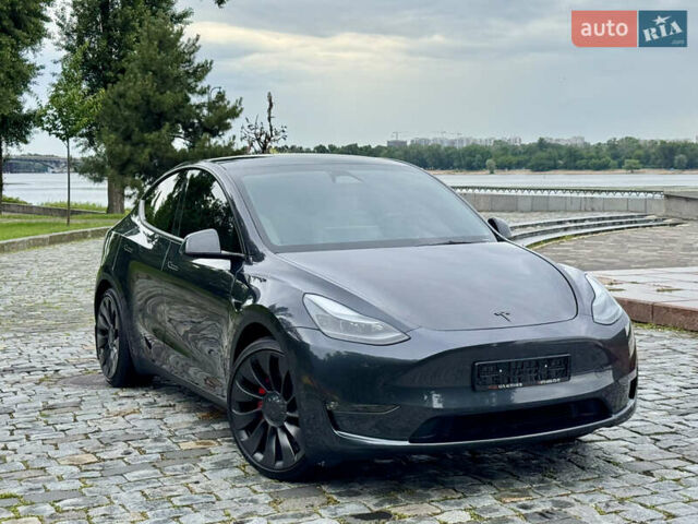 Серый Тесла Model Y, объемом двигателя 0 л и пробегом 7 тыс. км за 33999 $, фото 129 на Automoto.ua
