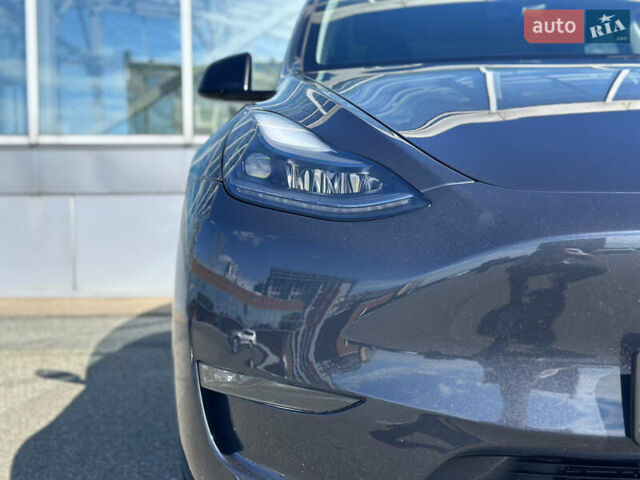 Серый Тесла Model Y, объемом двигателя 0 л и пробегом 1 тыс. км за 35490 $, фото 3 на Automoto.ua