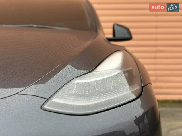 Серый Тесла Model Y, объемом двигателя 0 л и пробегом 2 тыс. км за 35490 $, фото 4 на Automoto.ua