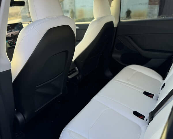 Сірий Тесла Model Y, об'ємом двигуна 0 л та пробігом 11 тис. км за 34000 $, фото 11 на Automoto.ua