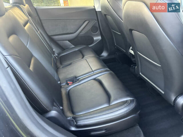 Сірий Тесла Model Y, об'ємом двигуна 0 л та пробігом 9 тис. км за 29900 $, фото 13 на Automoto.ua