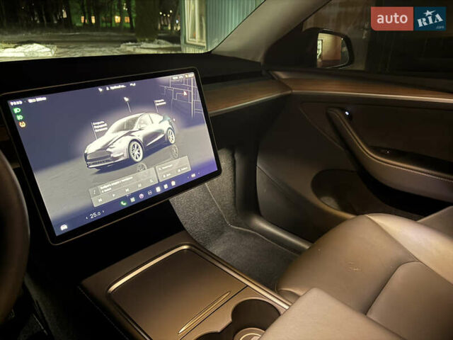 Серый Тесла Model Y, объемом двигателя 0 л и пробегом 21 тыс. км за 28900 $, фото 31 на Automoto.ua