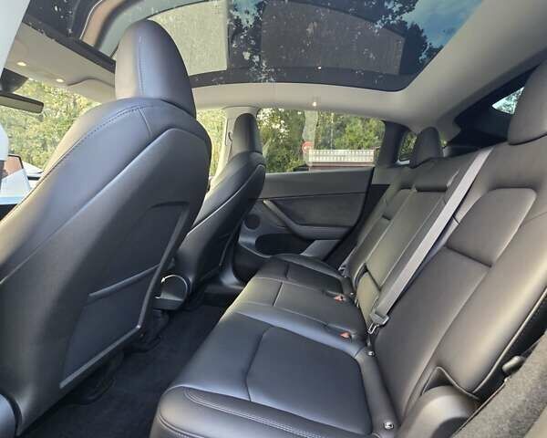 Сірий Тесла Model Y, об'ємом двигуна 0 л та пробігом 19 тис. км за 34900 $, фото 27 на Automoto.ua