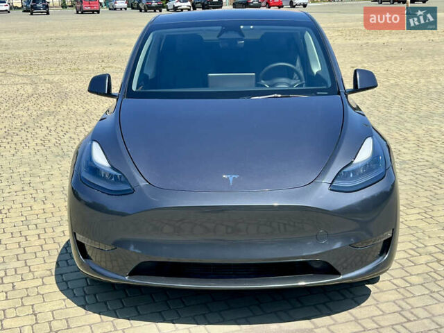 Серый Тесла Model Y, объемом двигателя 0 л и пробегом 45 тыс. км за 24500 $, фото 9 на Automoto.ua