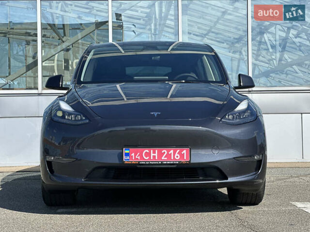 Серый Тесла Model Y, объемом двигателя 0 л и пробегом 1 тыс. км за 35490 $, фото 2 на Automoto.ua