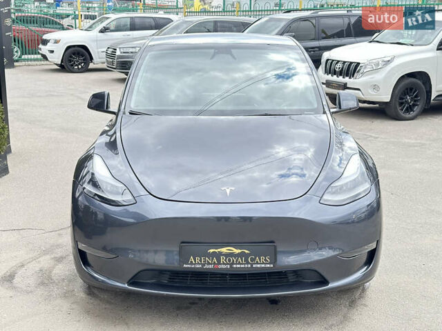 Серый Тесла Model Y, объемом двигателя 0 л и пробегом 1 тыс. км за 39900 $, фото 7 на Automoto.ua