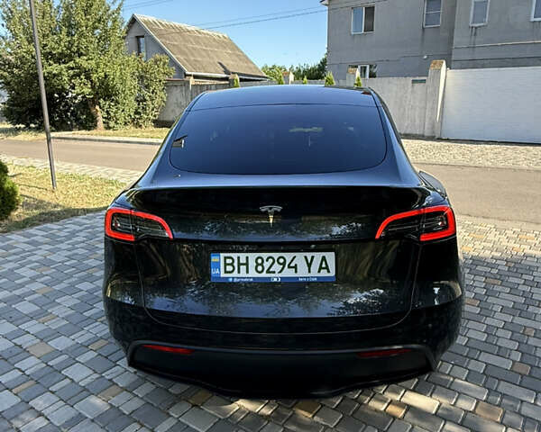 Серый Тесла Model Y, объемом двигателя 0 л и пробегом 3 тыс. км за 27000 $, фото 3 на Automoto.ua