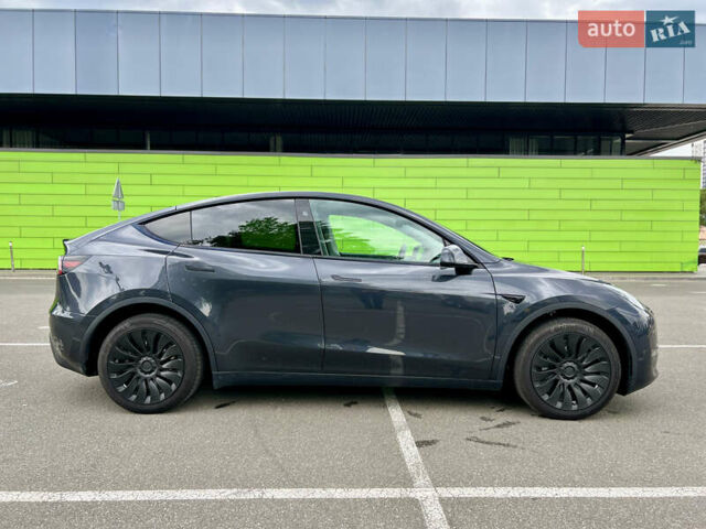 Серый Тесла Model Y, объемом двигателя 0 л и пробегом 13 тыс. км за 32999 $, фото 8 на Automoto.ua