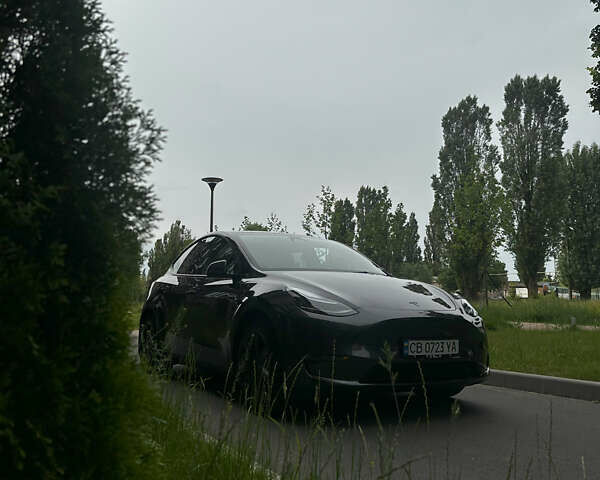 Серый Тесла Model Y, объемом двигателя 0 л и пробегом 15 тыс. км за 34500 $, фото 5 на Automoto.ua