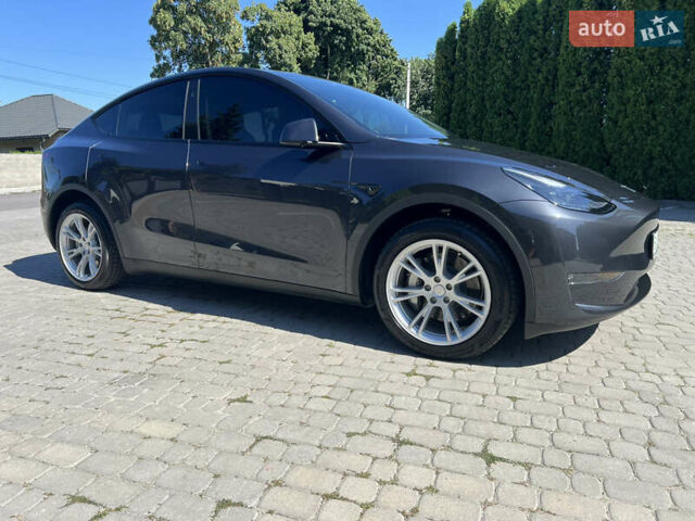 Серый Тесла Model Y, объемом двигателя 0 л и пробегом 12 тыс. км за 30000 $, фото 13 на Automoto.ua