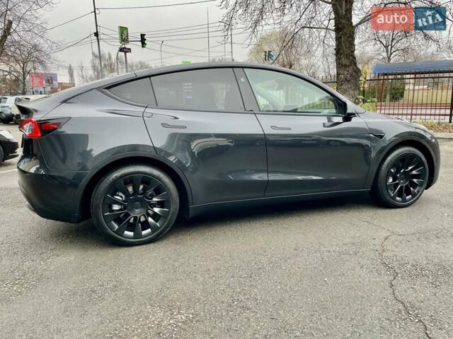 Серый Тесла Model Y, объемом двигателя 0 л и пробегом 23 тыс. км за 28800 $, фото 6 на Automoto.ua