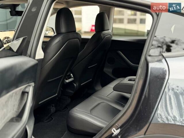 Сірий Тесла Model Y, об'ємом двигуна 0 л та пробігом 16 тис. км за 30500 $, фото 14 на Automoto.ua
