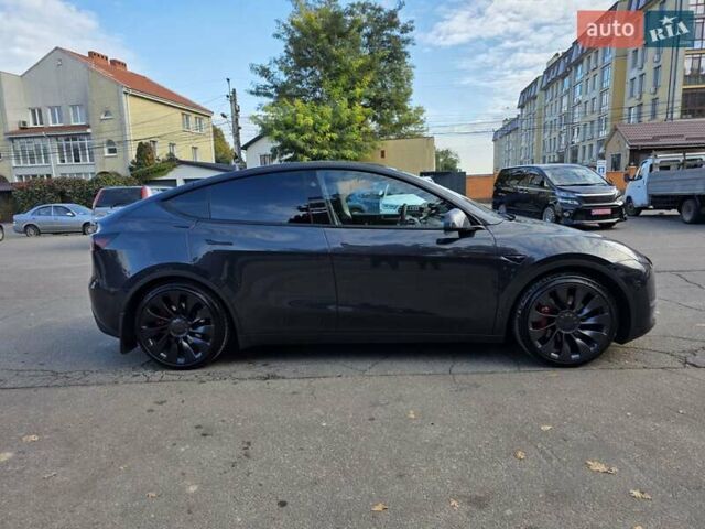 Сірий Тесла Model Y, об'ємом двигуна 0 л та пробігом 19 тис. км за 34900 $, фото 7 на Automoto.ua