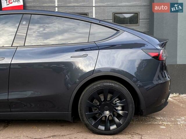 Сірий Тесла Model Y, об'ємом двигуна 0 л та пробігом 23 тис. км за 31999 $, фото 6 на Automoto.ua
