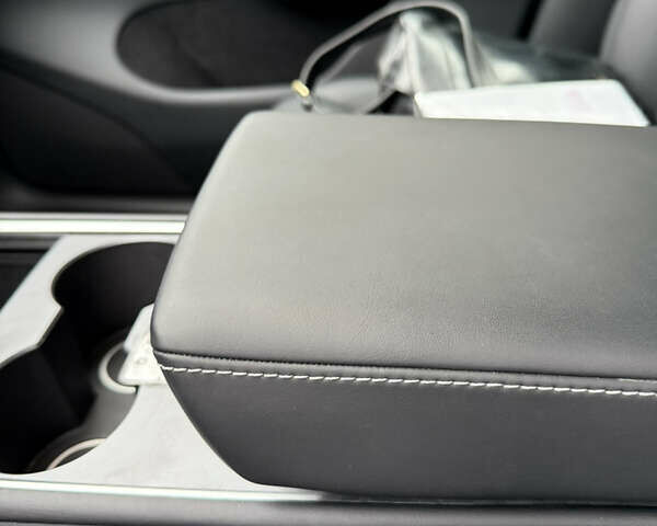 Сірий Тесла Model Y, об'ємом двигуна 0 л та пробігом 16 тис. км за 32900 $, фото 1 на Automoto.ua