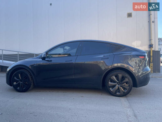 Серый Тесла Model Y, объемом двигателя 0 л и пробегом 22 тыс. км за 34700 $, фото 5 на Automoto.ua