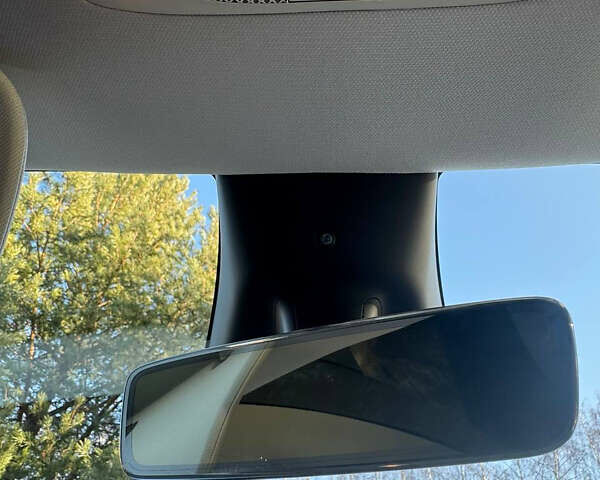 Серый Тесла Model Y, объемом двигателя 0 л и пробегом 9 тыс. км за 29500 $, фото 31 на Automoto.ua