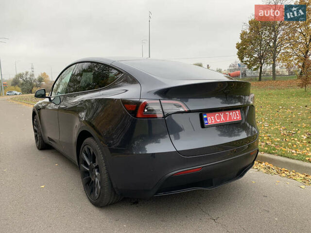 Серый Тесла Model Y, объемом двигателя 0 л и пробегом 14 тыс. км за 32300 $, фото 4 на Automoto.ua