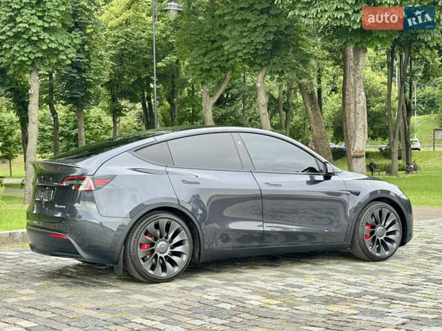 Серый Тесла Model Y, объемом двигателя 0 л и пробегом 7 тыс. км за 33999 $, фото 139 на Automoto.ua