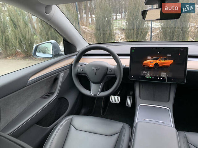 Серый Тесла Model Y, объемом двигателя 0 л и пробегом 5 тыс. км за 42500 $, фото 20 на Automoto.ua