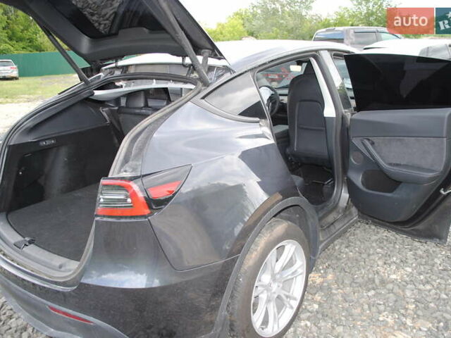 Серый Тесла Model Y, объемом двигателя 0 л и пробегом 21 тыс. км за 18900 $, фото 13 на Automoto.ua