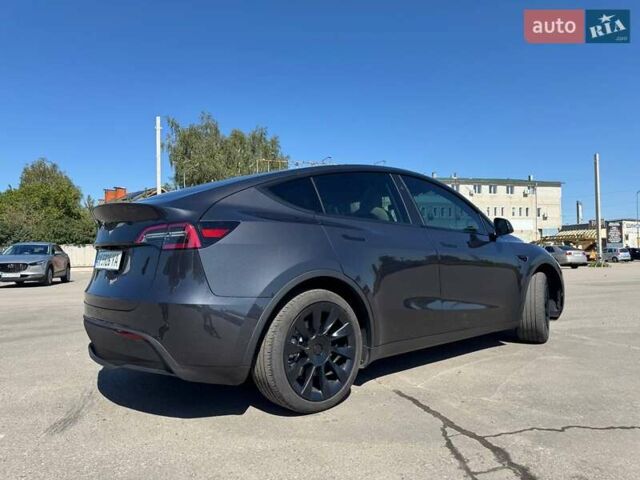 Серый Тесла Model Y, объемом двигателя 0 л и пробегом 22 тыс. км за 30900 $, фото 5 на Automoto.ua