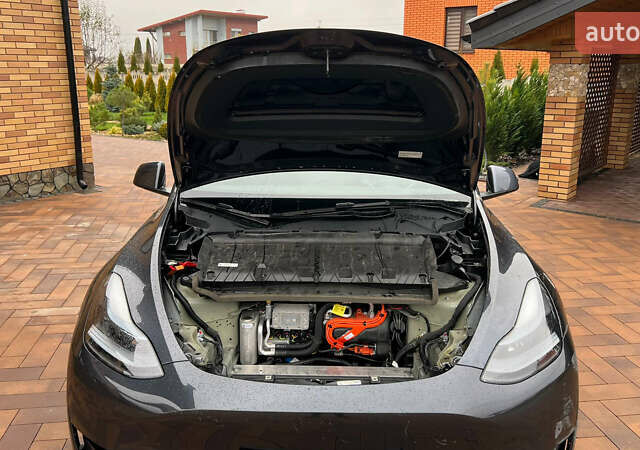 Серый Тесла Model Y, объемом двигателя 0 л и пробегом 21 тыс. км за 24000 $, фото 8 на Automoto.ua