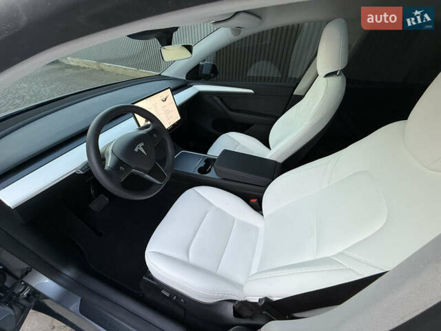 Серый Тесла Model Y, объемом двигателя 0 л и пробегом 9 тыс. км за 19800 $, фото 24 на Automoto.ua