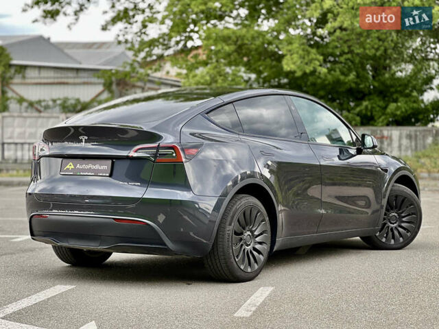 Серый Тесла Model Y, объемом двигателя 0 л и пробегом 13 тыс. км за 32999 $, фото 46 на Automoto.ua