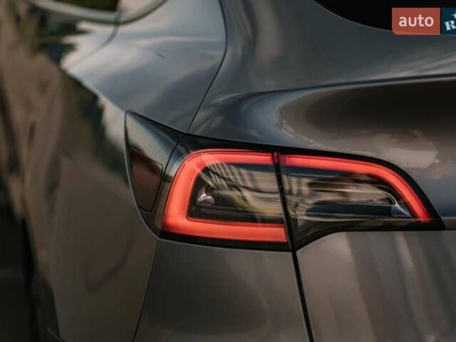 Сірий Тесла Model Y, об'ємом двигуна 0 л та пробігом 12 тис. км за 32500 $, фото 13 на Automoto.ua