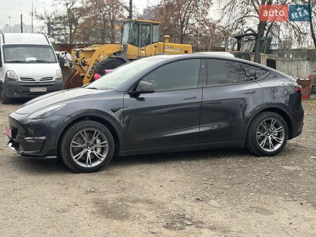 Серый Тесла Model Y, объемом двигателя 0 л и пробегом 22 тыс. км за 31500 $, фото 1 на Automoto.ua