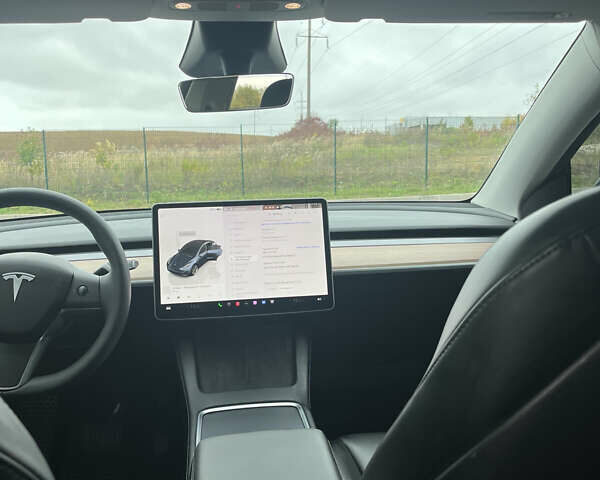 Тесла Model Y 2024 в Ровно на Automoto.ua Серый Тесла Model Y, объемом двигателя 0 л и пробегом 11 тыс. км за 33600 $, фото 14 на Automoto.ua