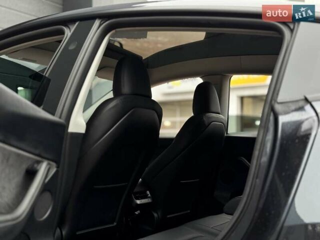 Сірий Тесла Model Y, об'ємом двигуна 0 л та пробігом 16 тис. км за 30500 $, фото 15 на Automoto.ua
