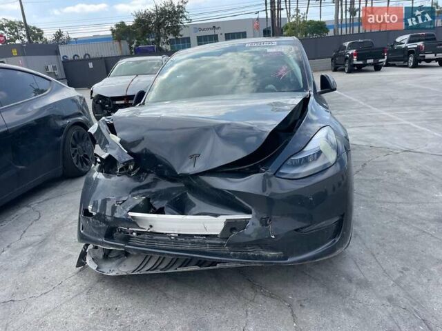 Серый Тесла Model Y, объемом двигателя 0 л и пробегом 36 тыс. км за 17800 $, фото 25 на Automoto.ua