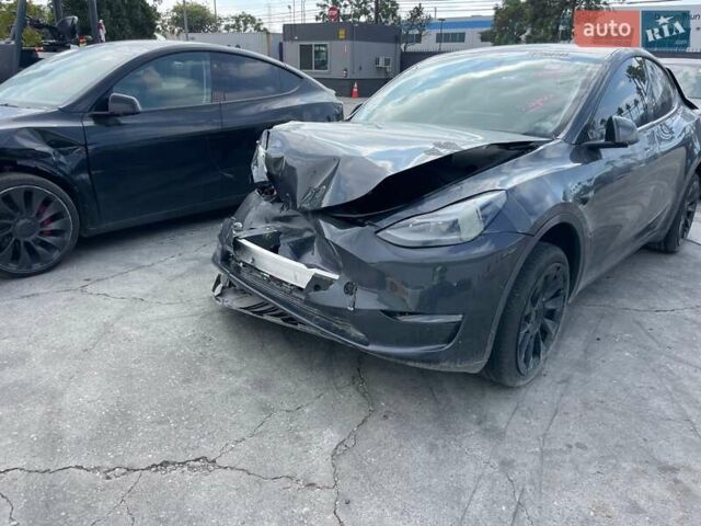 Серый Тесла Model Y, объемом двигателя 0 л и пробегом 36 тыс. км за 17800 $, фото 18 на Automoto.ua