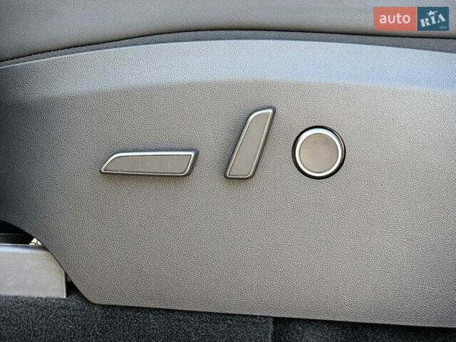 Серый Тесла Model Y, объемом двигателя 0 л и пробегом 1 тыс. км за 35490 $, фото 32 на Automoto.ua